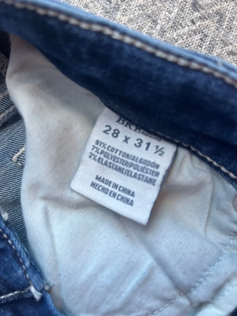 Buckle Women's Dark Blue Bootcut Jeans mid rise . Check picture of wear - Picture 5 of 5